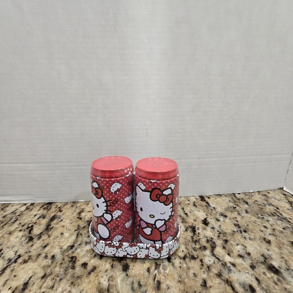 Hello Kitty Salt and Pepper Shakers